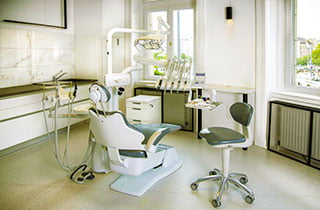 Zahnarzt in Ungarn behandlungszimmer